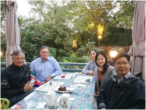 986162335233028679.jpg 6.jpg